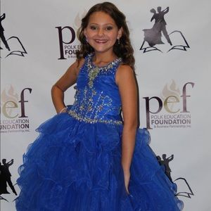 Girls Pageant / Formal Dress size 8-10